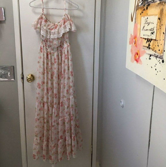 Dresses & Skirts - 🍦5/$25 summer popup sale  sleeveless dress